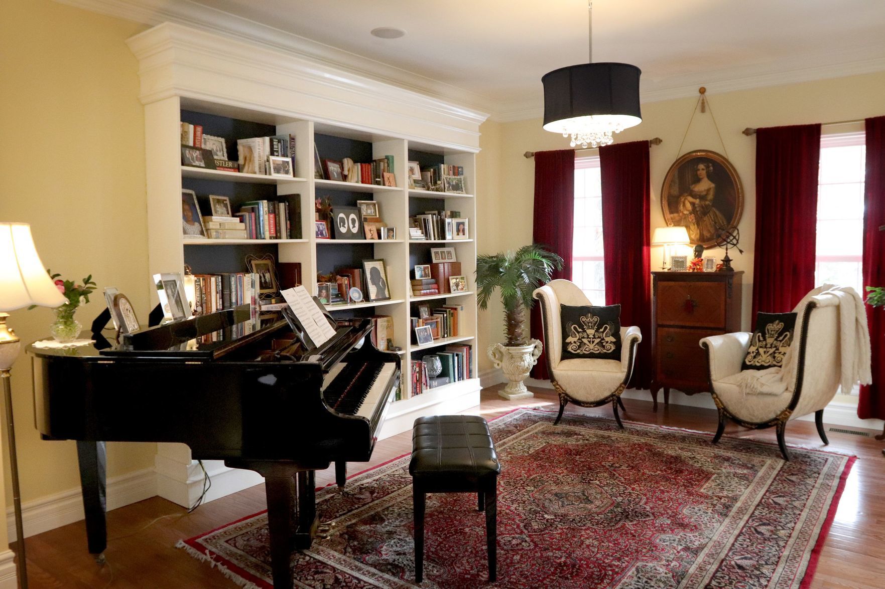 At Home with the Fitzmaurices in Sunset Hills